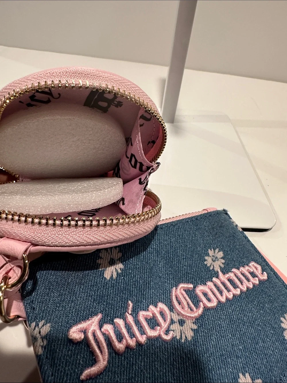 NWT Juicy Couture Exclusive Daisy for Juicy Mini Bundle in Denim & Pink.
